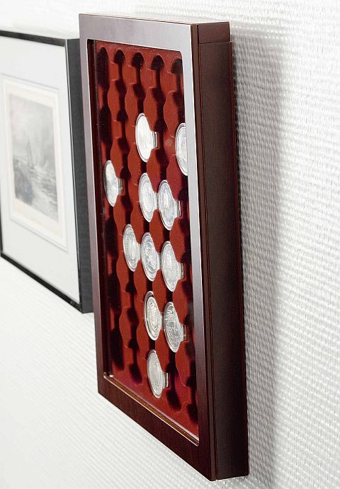 Kaseta LOUVRE MV CAPS 32 na 30 monet 10 zł Ag w kapslach, Leuchtturm