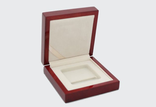 Drewniane pudełko na monetę w kapsule typu QUADRUM